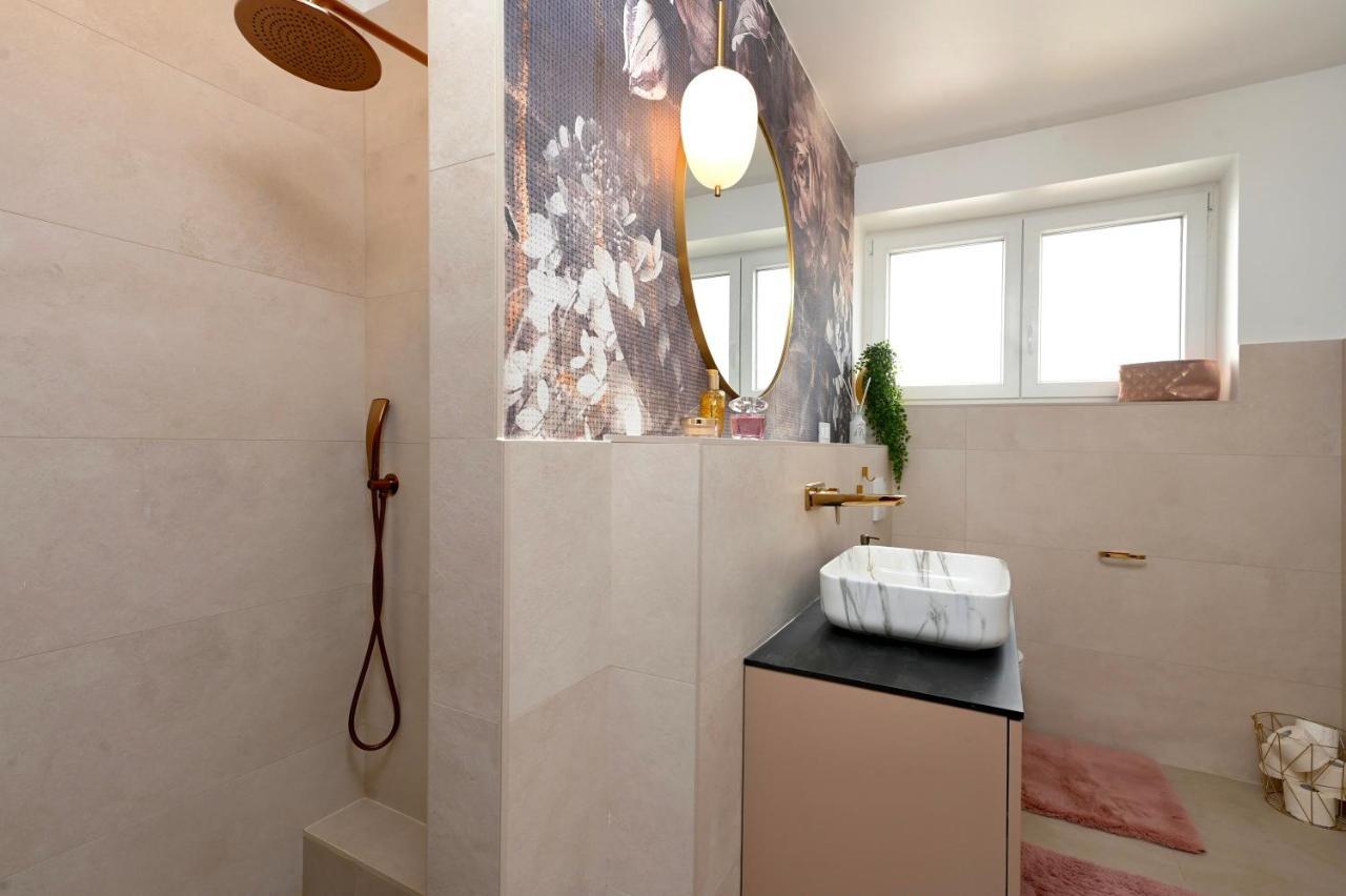 S Design Apartment Zadar Ngoại thất bức ảnh