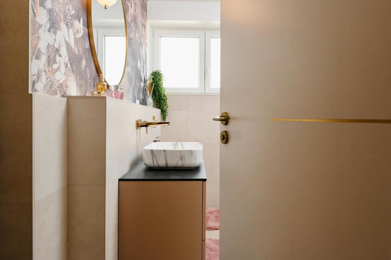 S Design Apartment Zadar Ngoại thất bức ảnh